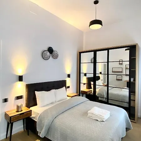 Apartamento 10 Council Square Braşov Exterior foto