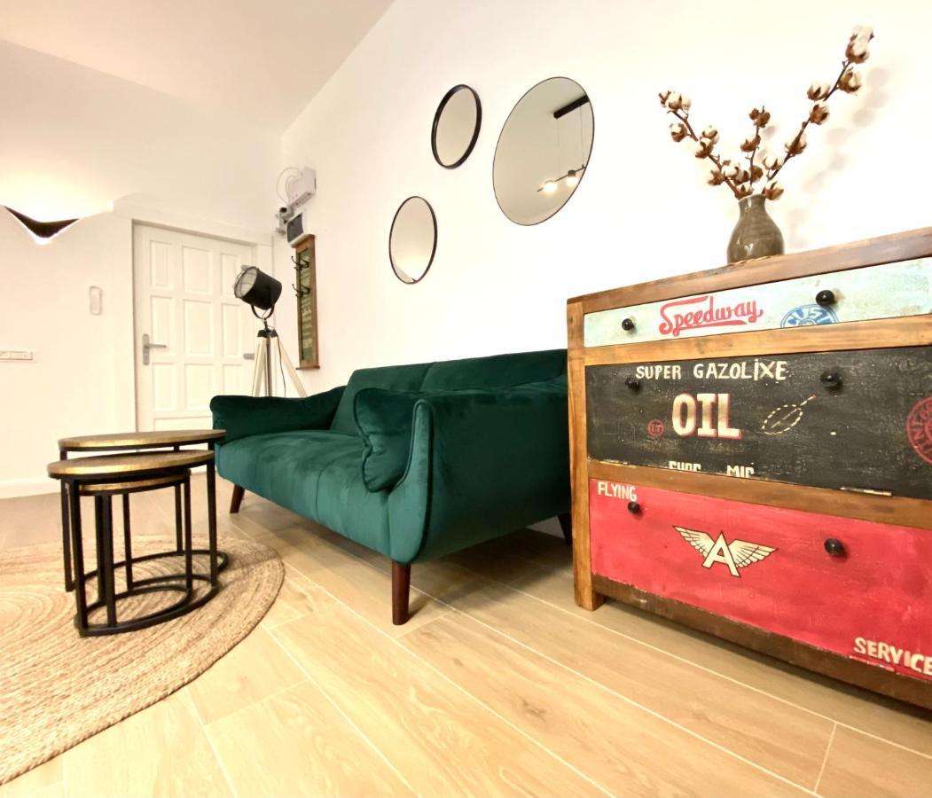 10 Council Square Apartamento Braşov